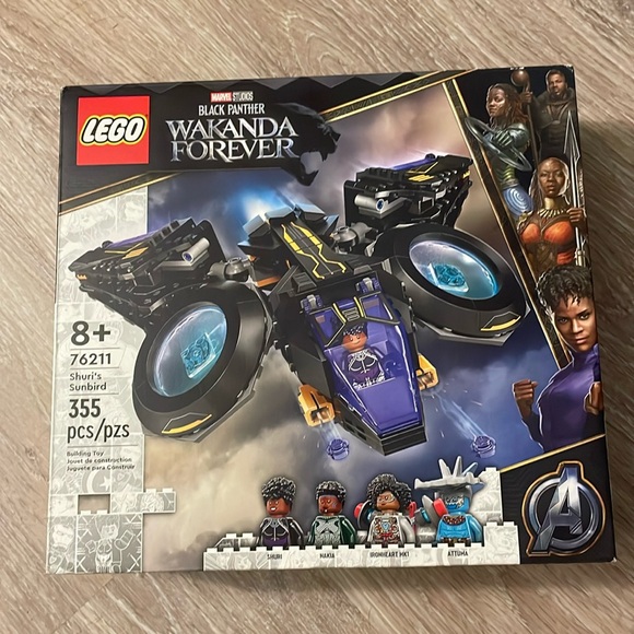 NIB Lego Marvel Black Panther Wakanda Forever Lego Set 76211 Shuri’s Sunbird - Picture 4 of 9